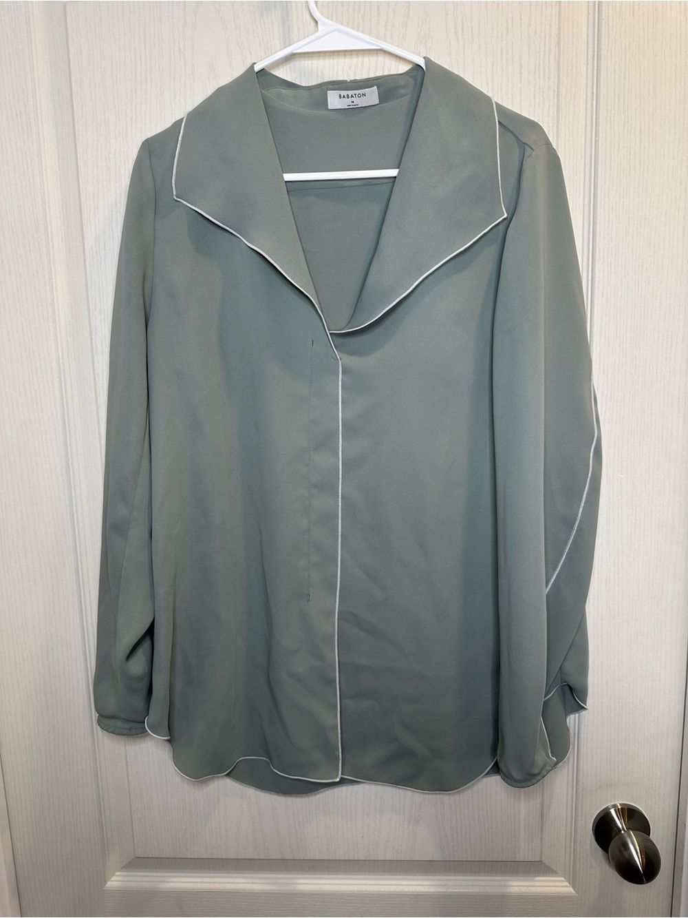 Aritzia Babaton Rena Blouse Seafoam Medium